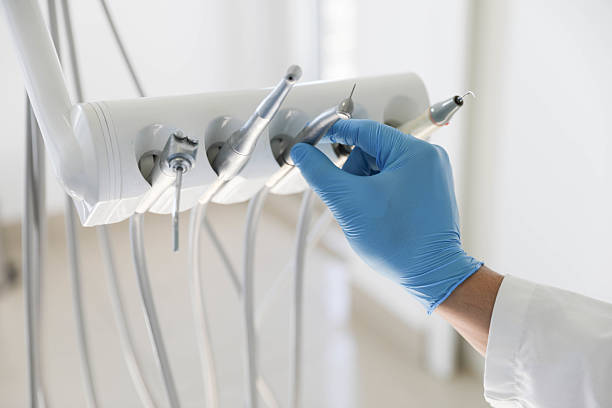 Professional Emergency Dentist technician working in Clearfield, UT